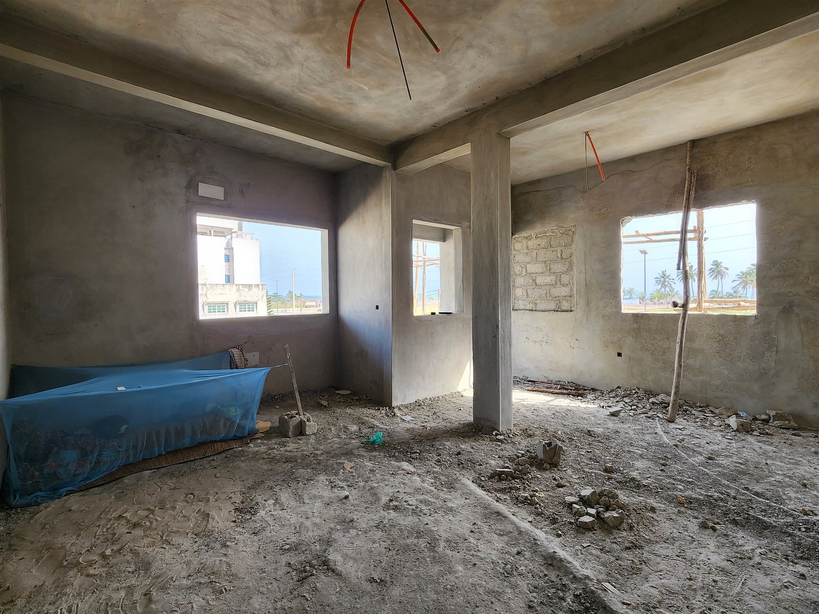 Zone bureau avant travaux